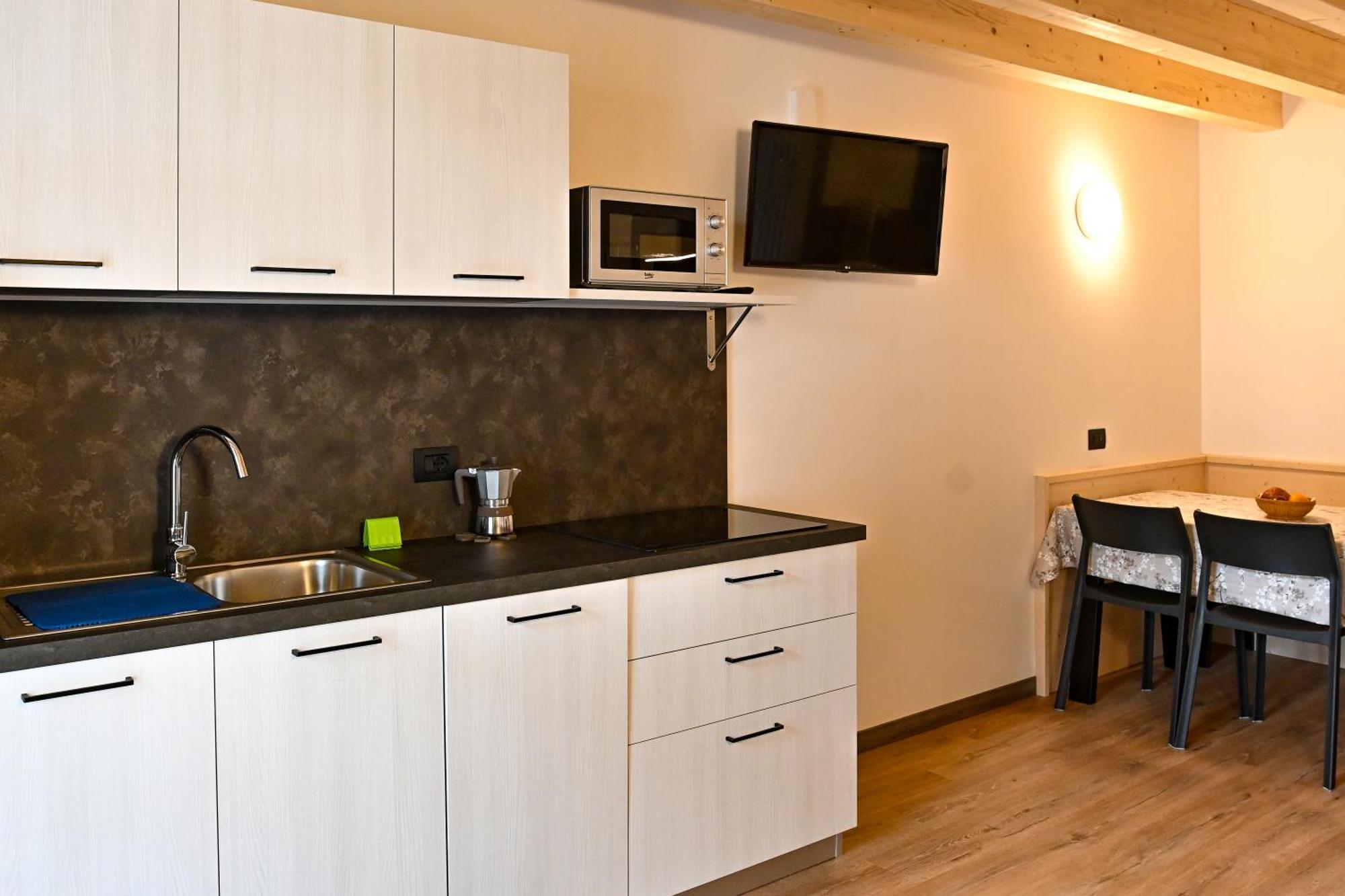 Tilde Apartment Tesero Bagian luar foto